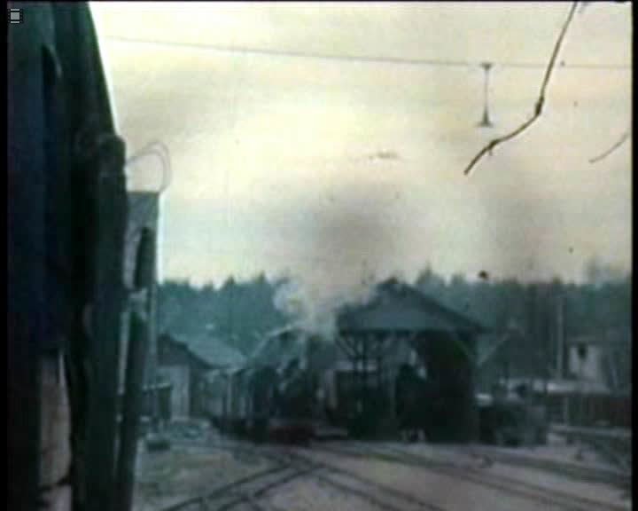 Tåg med ånglok på Ljungby station.